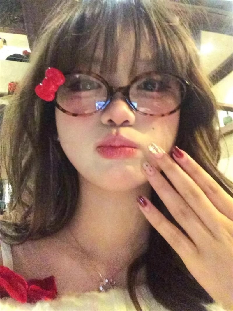 Y2K โบว์สีแดงแว่นตารูปไข่สีแดง - Art Craft Glasses บทวิจารณ์และราคา